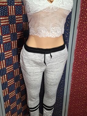 **Art class Heather Gray & Black Drawstring Jogger Pants**